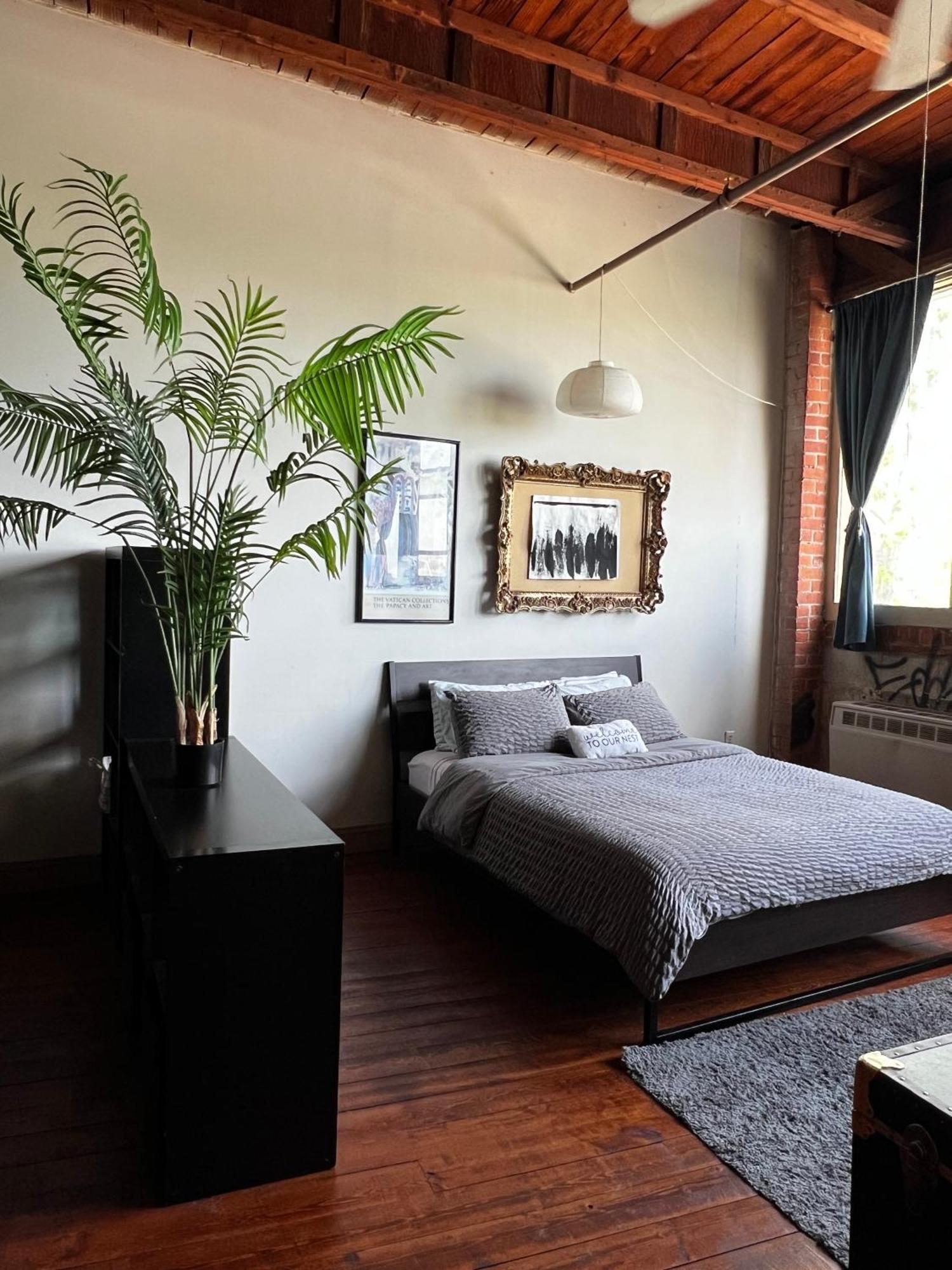 420 Friendly Skyline View Downtown Loft Free Parking Appartement Detroit Buitenkant foto